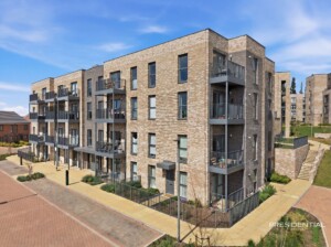 Property on Luctons Close, Loughton, IG10